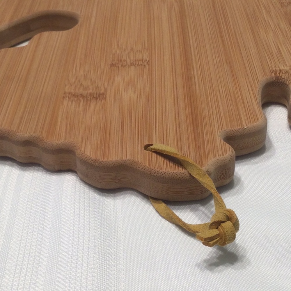 Totally Bamboo Cutting Board NWOT - Picture 5 of 5